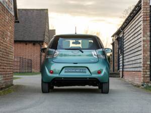 Image 15/50 of Aston Martin Cygnet (2013)