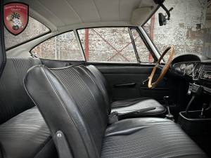 Image 25/53 de BMW 1600 GT (1968)