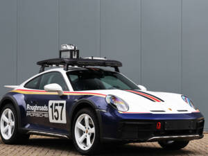 Image 10/74 of Porsche 911 Dakar (2023)