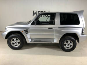 Imagen 2/24 de Mitsubishi Pajero Evolution (1998)