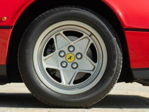 Image 31/50 de Ferrari 328 GTS (1987)