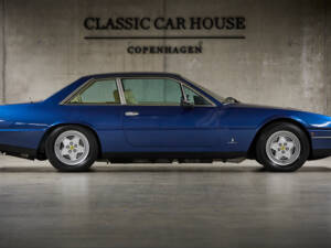 Imagen 6/100 de Ferrari 412 (1986)