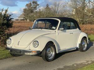 Imagen 3/12 de Volkswagen Beetle 1303 LS (1979)