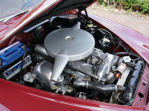 Image 36/50 of Jaguar Mk II 2.4 (1962)