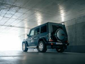 Afbeelding 3/99 van Mercedes-Benz G 55 AMG (LWB) (2002)