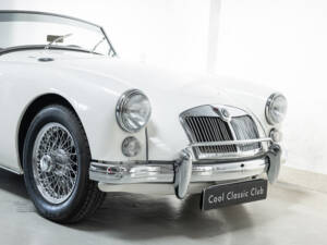 Image 22/28 of MG MGA 1600 (1960)