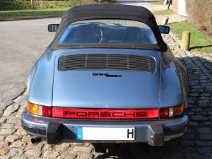 Image 4/8 of Porsche 911 SC 3.0 (1983)