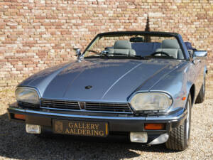 Image 18/50 of Jaguar XJS 5.3 V12 (1989)