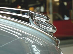 Image 18/42 of Borgward Isabella Coupe (1961)