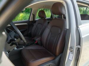 Bild 22/50 von Audi Q3 2.0 TDI quattro (2012)