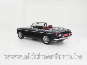 Image 4/15 of MG MGB (1968)