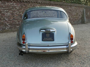 Image 6/50 of Jaguar Mk II 3.4 (1964)