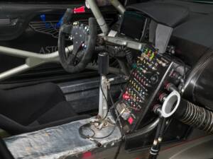 Image 10/25 de Aston Martin DBRS9 (2006)