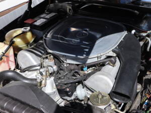 Image 27/59 of Mercedes-Benz 500 SLC (1980)