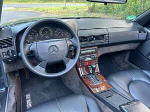 Afbeelding 6/10 van Mercedes-Benz SL 320 (1998)