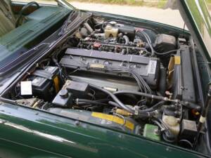 Image 32/33 of Jaguar Sovereign 3.6 (1988)
