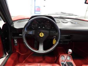Image 8/15 de Ferrari 208 GTS Turbo (1985)