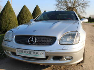 Afbeelding 5/52 van Mercedes-Benz SLK 320 (2000)