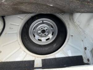 Image 19/22 of Volkswagen Golf Mk I GTI 1.8 (1983)