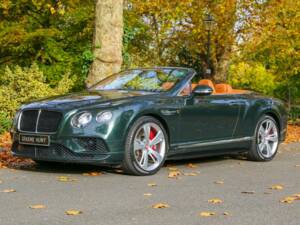 Bild 2/49 von Bentley Continental GTC V8 S (2017)