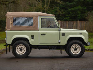 Bild 5/50 von Land Rover Defender 90 (1996)