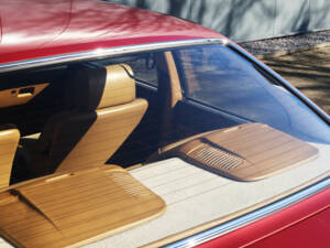 Image 32/50 of BMW 633 CSi A (1977)