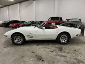 Image 3/17 of Chevrolet Corvette Stingray (1972)