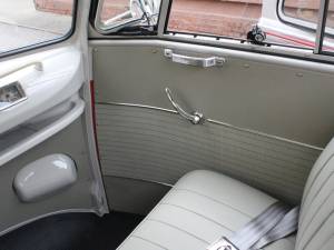 Image 18/34 de Volkswagen T1 Samba 1.2 (1961)
