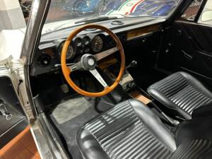 Bild 7/22 von Alfa Romeo 2000 GT Veloce (1971)