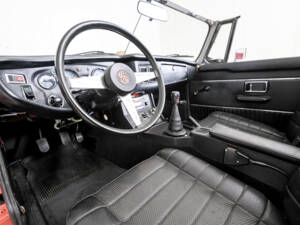 Image 11/50 of MG MGB (1976)