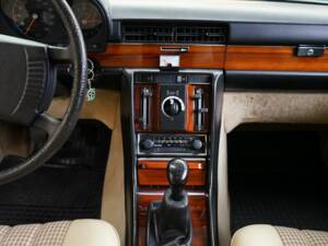 Imagen 21/28 de Mercedes-Benz 280 SE (1977)