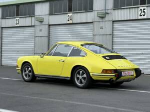 Image 6/24 of Porsche 911 2.4 T (1972)