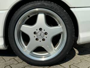 Afbeelding 9/21 van Mercedes-Benz SL 320 (1996)