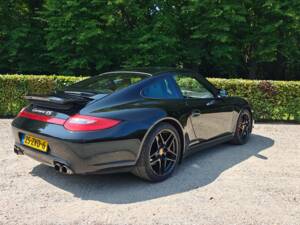 Image 2/5 of Porsche 911 Carrera S (2008)