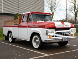 Image 7/7 of Ford F-100 Panel Van (1960)