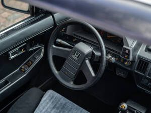 Immagine 38/48 di Honda Prelude (1985)