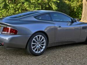 Bild 13/50 von Aston Martin V12 Vanquish (2001)