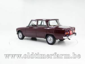 Immagine 4/15 di Alfa Romeo Giulia 1300 Super (1972)