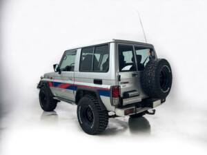 Image 7/14 of Toyota Land Cruiser BJ71 (1986)