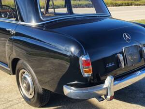 Bild 17/30 von Mercedes-Benz 190 (1957)