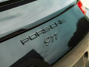 Image 24/50 of Porsche 911 Carrera S (2013)