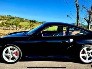 Image 2/9 of Porsche 911 Turbo (2001)