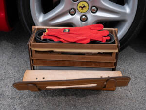 Immagine 18/50 di Ferrari F 355 GTS (1996)