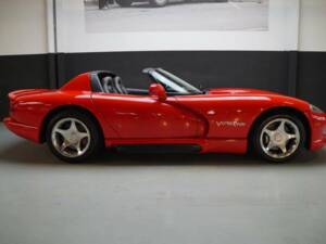 Image 36/50 de Dodge Viper RT&#x2F;10 (1994)