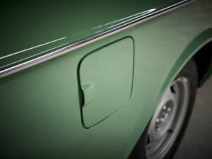 Bild 18/98 von Volvo 244 DL (1975)