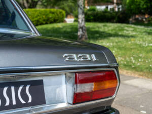 Afbeelding 13/29 van BMW 3,3 L (1975)