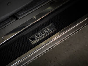 Image 44/77 of Bentley Azure (2001)