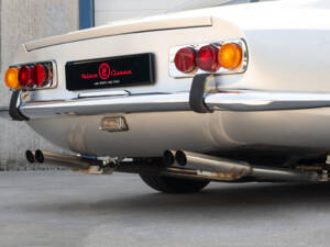 Image 22/69 of Ferrari 365 GT 2+2 (1969)