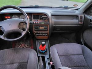 Image 3/9 of Citroën Xantia 1.8i 16V (1995)
