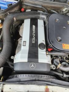 Imagen 81/94 de Mercedes-Benz 300 CE-24 3.4 AMG (1992)